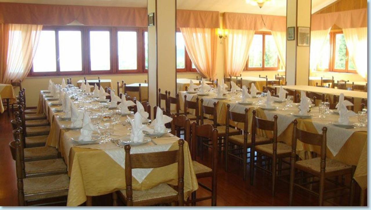 Apulia Hotel Gran Sasso Prati di Tivo Bagian luar foto