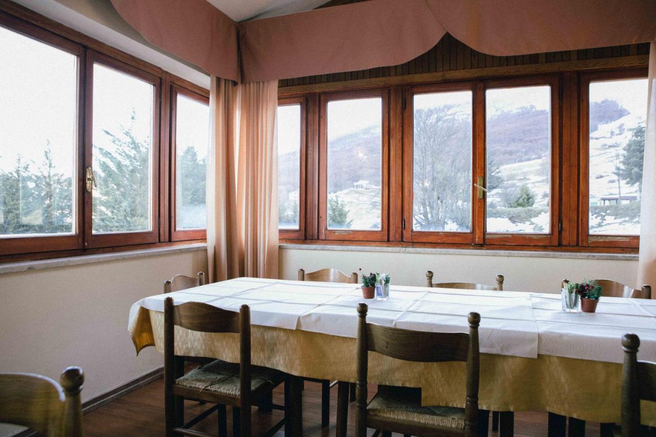 Apulia Hotel Gran Sasso Prati di Tivo Bagian luar foto