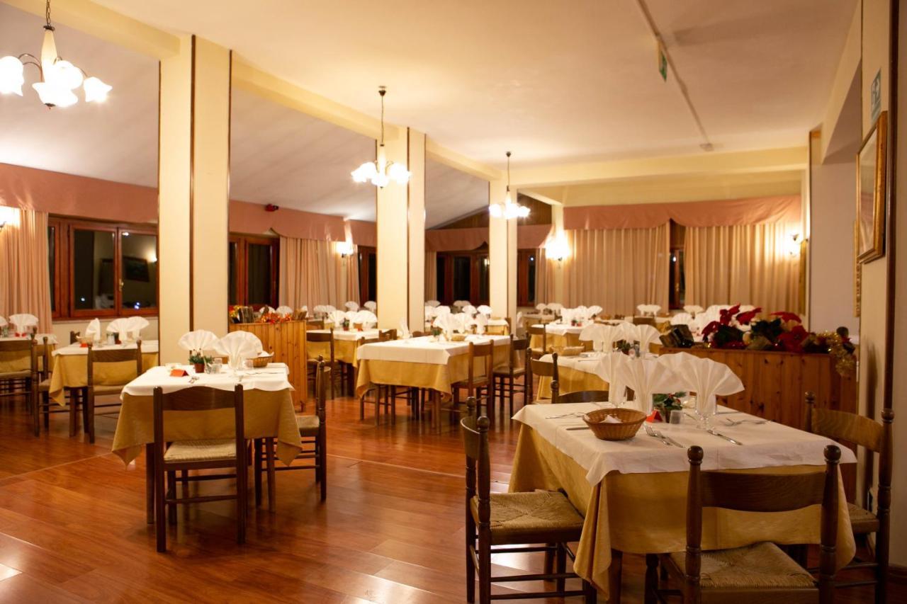 Apulia Hotel Gran Sasso Prati di Tivo Bagian luar foto